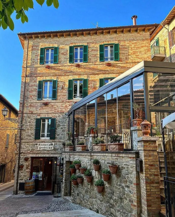 Appart’hôtel pour 2 personnes, avec terrasse ainsi que sauna et vue - 1
