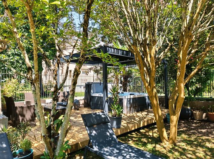 Location de vacances pour 2 personnes, avec jacuzzi et jardin, animaux acceptés dans Béarn - 2