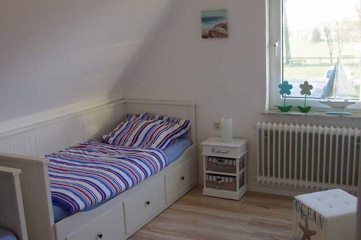 Ferienhaus für 4 Personen, mit Terrasse und Garten in Jemgum - 3