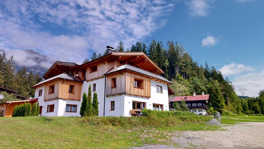 Ferienwohnung für 4 Personen, mit Terrasse und Garten in Scheffau am Wilden Kaiser