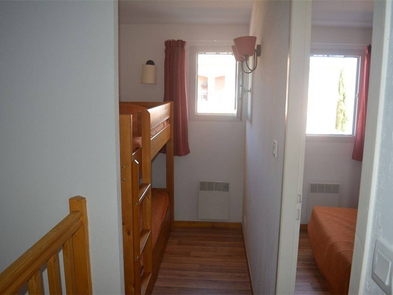Maison duplex avec terrasse pour 6 pers, piscine chauffée, clim et équipements bébé in Vallon-Pont-d'Arc, Gorges de l’Ardèche