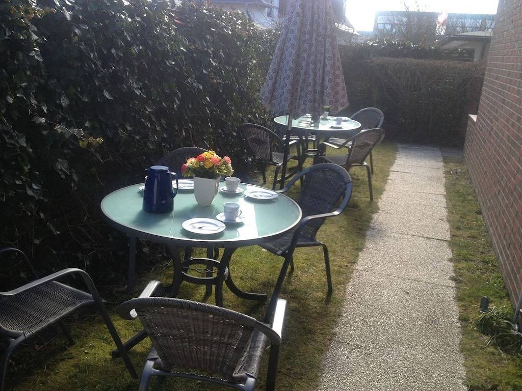 Wohnung 1 mit 1 Schlafraum & Terrasse in Tinnum, Sylt (Gemeinde)