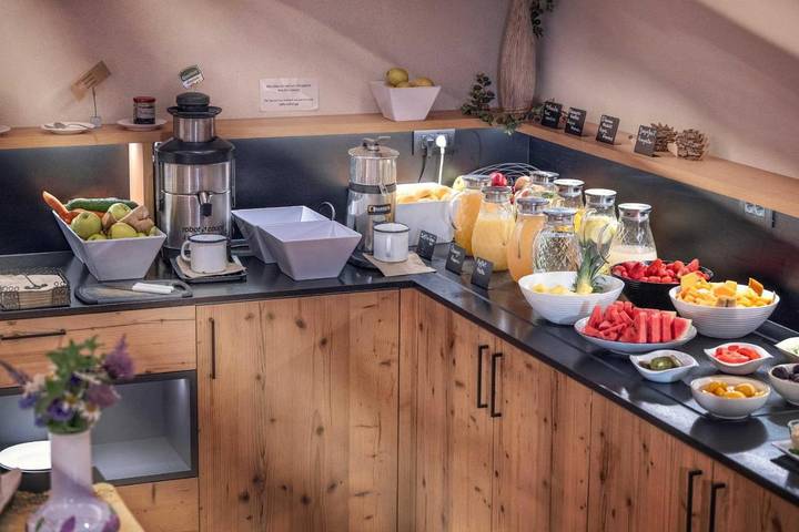 B&B für 2 Personen, mit Whirlpool und Pool sowie Sauna und Balkon in Südtirol - 3