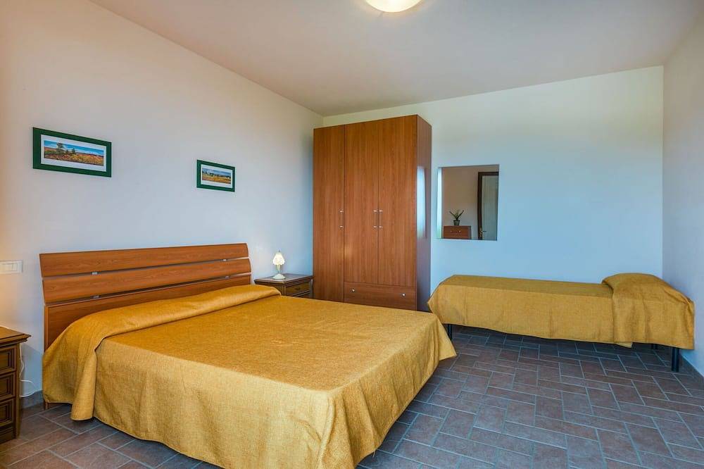 Ganze Wohnung, Gemütliche Wohnung mit Pool,  W-Lan, Klimaanlage, Tv, Innenhof, Haustiere erlaubt und Panoramablick in Castellina Marittima, Etruskische Küste