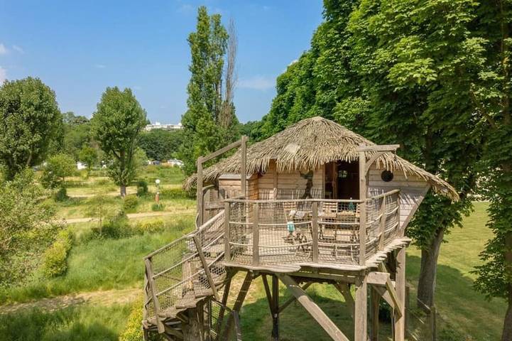 Gîte pour 5 personnes, avec piscine et jardin