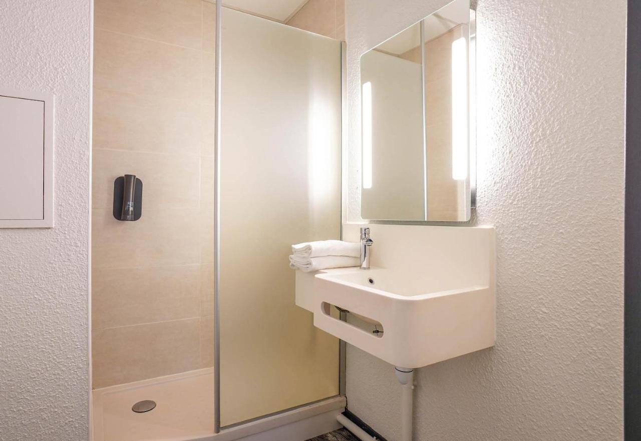 B&B Hotel Paris Porte de Châtillon in Châtillon, Hauts-de-Seine