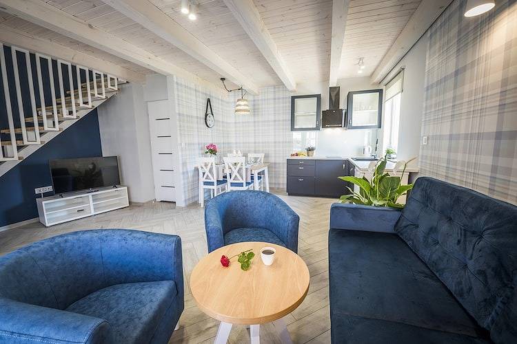 Zweistöckiges Ferienhaus für 5 Prs., Sommerpool in Leba, Slowinzischer Nationalpark