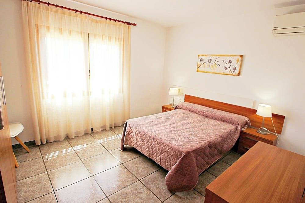 Emilia - Ferienhaus mit Meerblick und privatem Pool in Benissa in La Fustera, Benissa