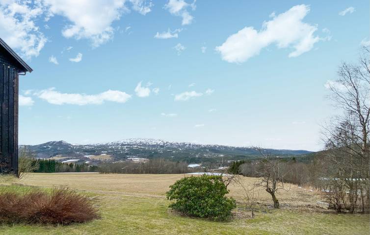 Ferienwohnung für 5 Personen, mit Terrasse und Garten sowie Ausblick, mit Haustier in Nesset - 3