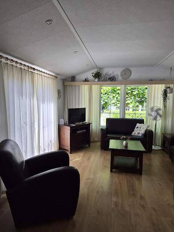 Location de vacances pour 5 personnes, avec Terrasse et Jardin ainsi que Piscine et Vue à Wageningue - 3