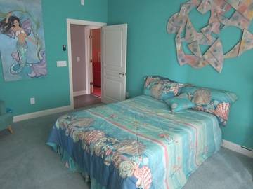 Vacation House for 34 Guests in Lake Gaston, North Carolina, Picture 1