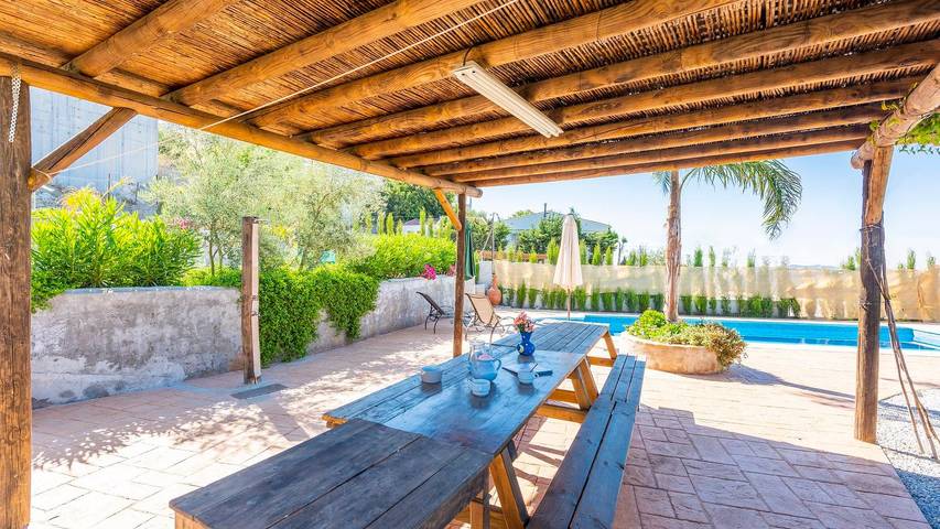 Casa rural para 14 personas, con balcón/terraza en Canillas de Aceituno - 3