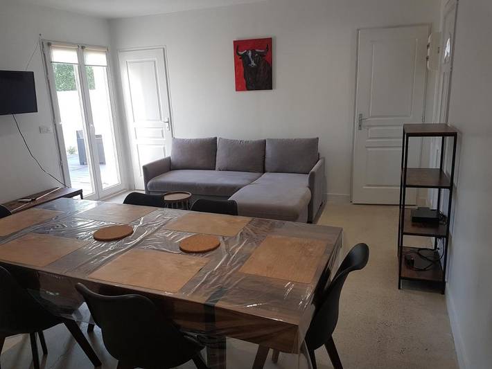 Location de vacances pour 4 personnes, avec terrasse et piscine à Saint-Hilaire-de-Brethmas - 2