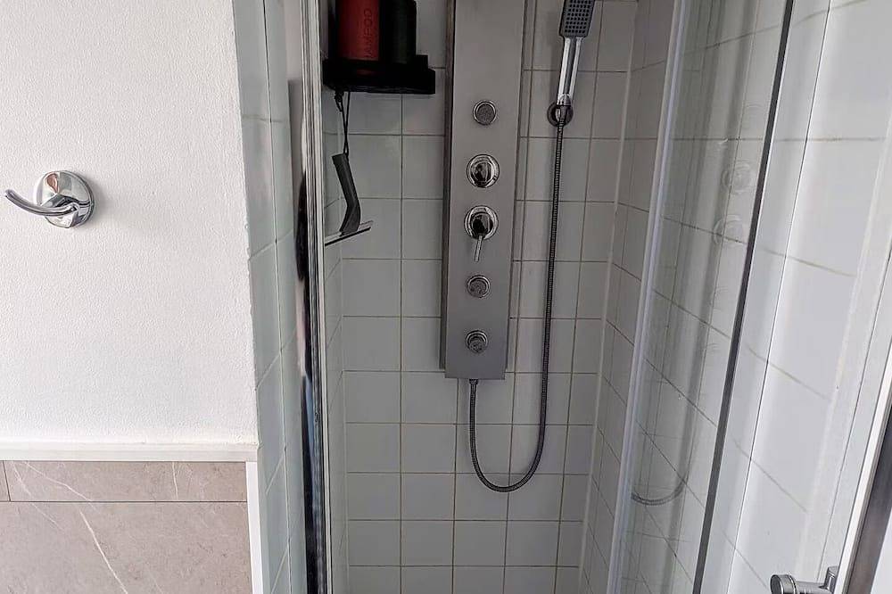 Appartement entier, Studio cosy à deux pas de Paris in Clichy, Hauts-de-Seine