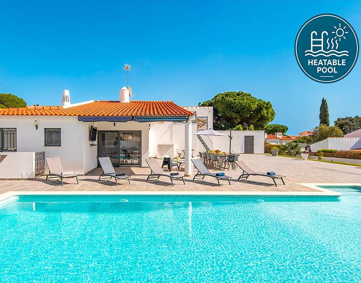Villa for 14 people, with Terrace in Albufeira
