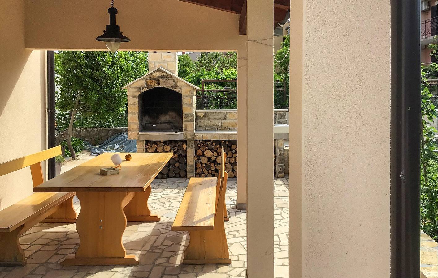 Ganze Ferienwohnung, Ferienwohnung für 5 Personen mit Terrasse in Cres Stadt, Cres