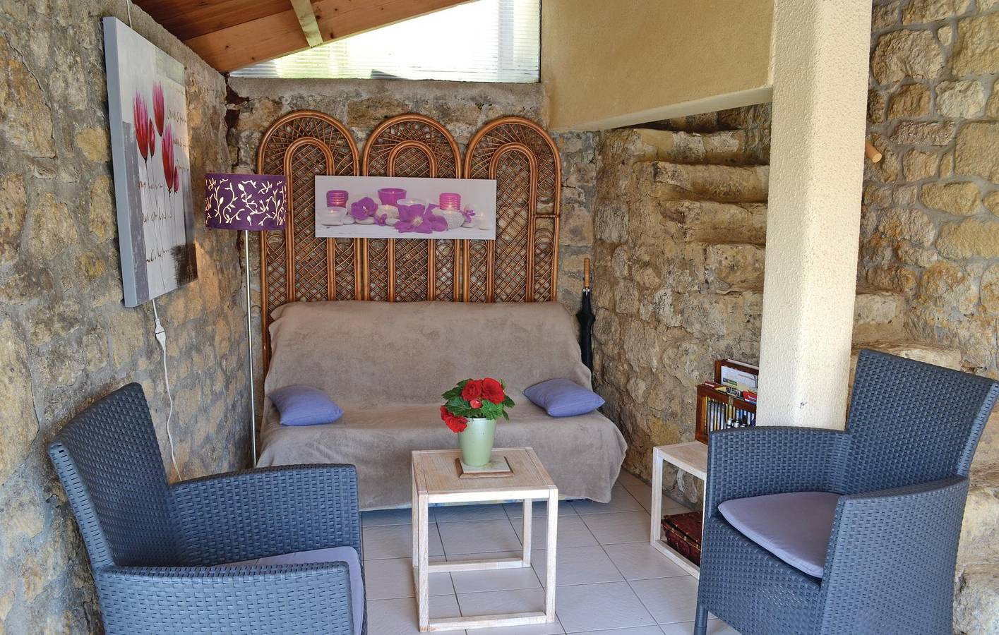 Appartement avec piscine près de la rivière Dordogne in Cénac-et-Saint-Julien, Périgord Noir