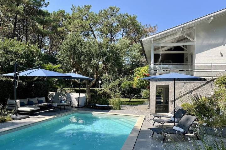 Villa pour 10 personnes, avec terrasse et piscine, adapté aux familles à Hossegor - 2