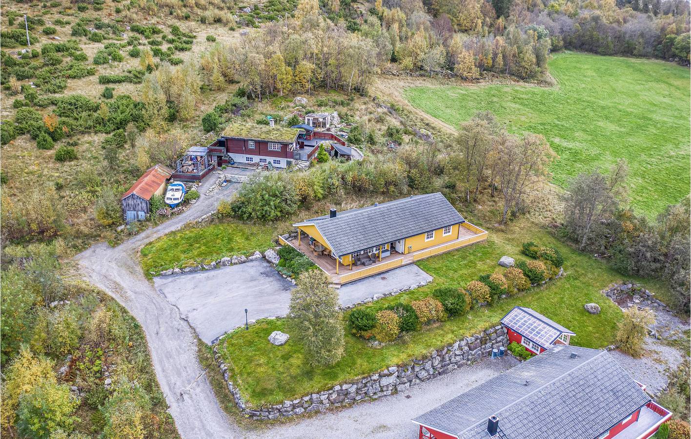 Ferienhaus für 8 Personen mit Terrasse in Sykkylven