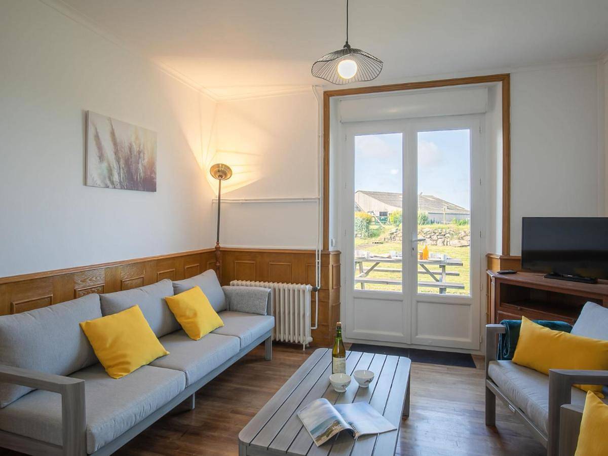 Holiday Home Ty Cam by Interhome in Lampaul-Ploudalmézeau, Région de Brest