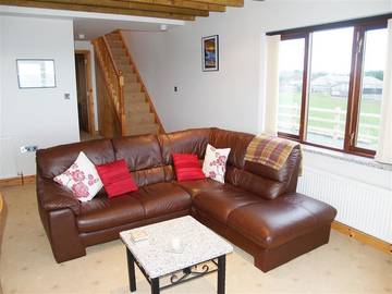 Log Cabin for 4 People in Fishguard, South-Wales, Photo 4