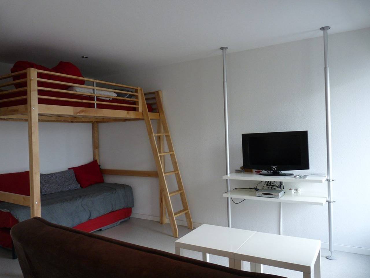 Studio entier, Studio au pied des pistes, 4 pers., kitchenette, casier à skis, parkings gratuits in La Pierre Saint-Martin, Arette