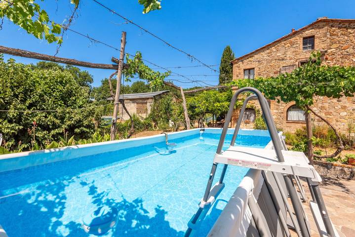 Appartamento intero, Appartamento 'Agriturismo San Domenico-Il Roseto' con piscina privata, terrazza in comune e Wi-Fi in Radicondoli, Siena e dintorni