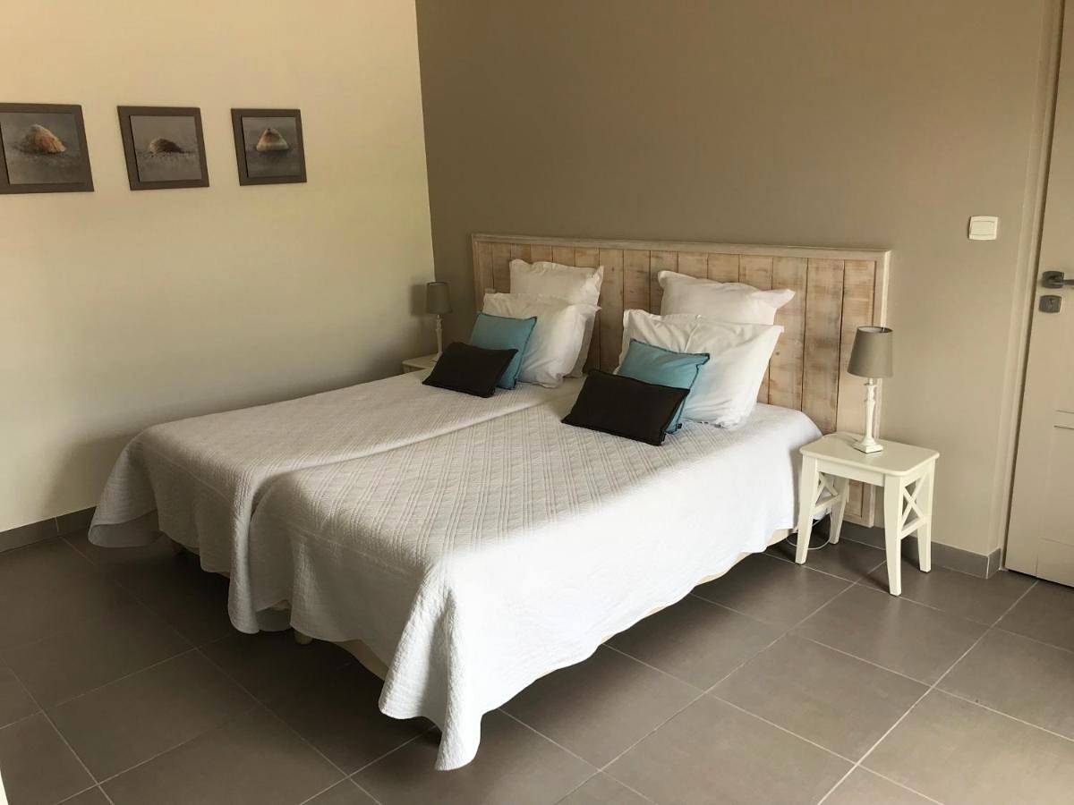 Double Room with Terrace in Santec, Ceinture Dorée