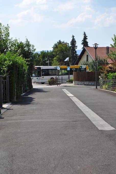 Location de vacances pour 5 personnes, avec Terrasse et Jardin ainsi que Piscine et Vue à Barby (Allemagne) - 2