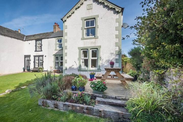 Holiday rental for 4 people, with garden in Ravenglass