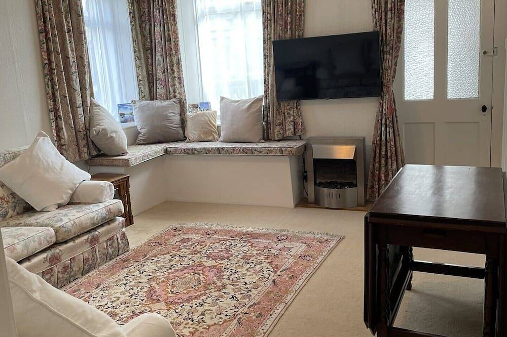 Central location, Its our home away from home unique, cosy and charming. in Boat of Garten, Cairngorms National Park