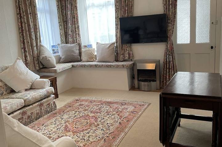 Central location, Its our home away from home unique, cosy and charming. in Boat of Garten, Cairngorms National Park