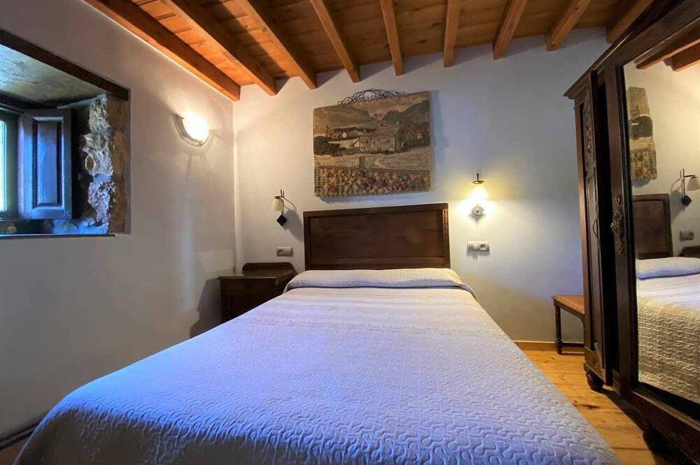 Rural Typical Asturias'S Home in Parres, Costa Verde (Spanien)