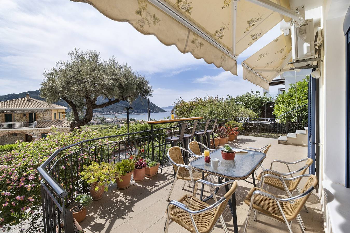 Entire apartment, Apartment 'Panorama 1' with Sea View, Wi-Fi and Air Conditioning in Greece