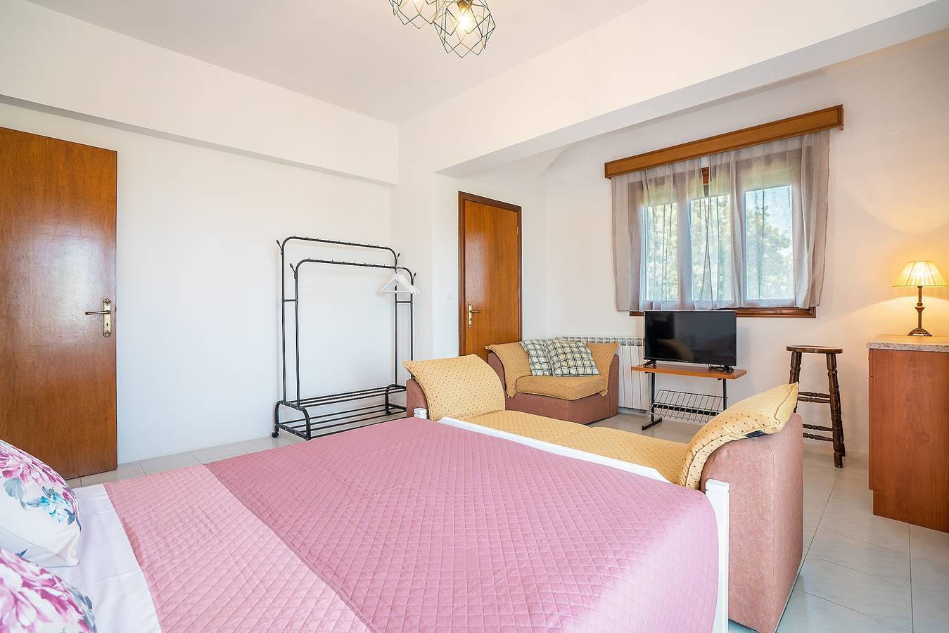 Vakantiehuis "La Christine" met zeezicht, 2 balkons & Wi-Fi, foto 15