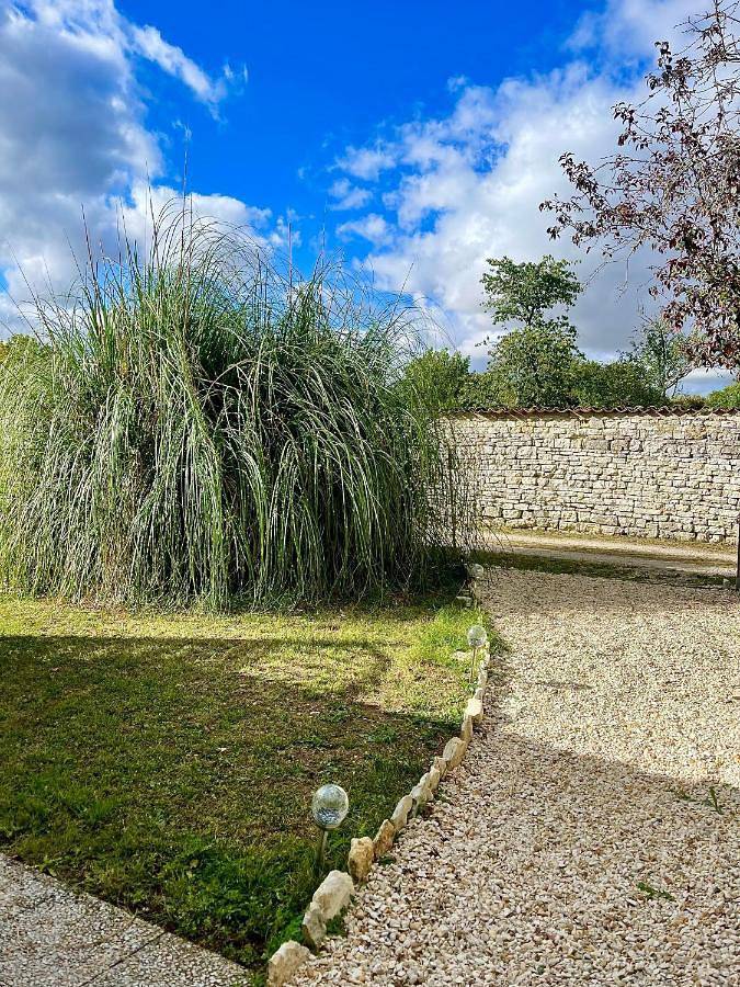 Gîte pour 3 personnes, avec jardin à Saint-Hilaire-de-Villefranche - 4