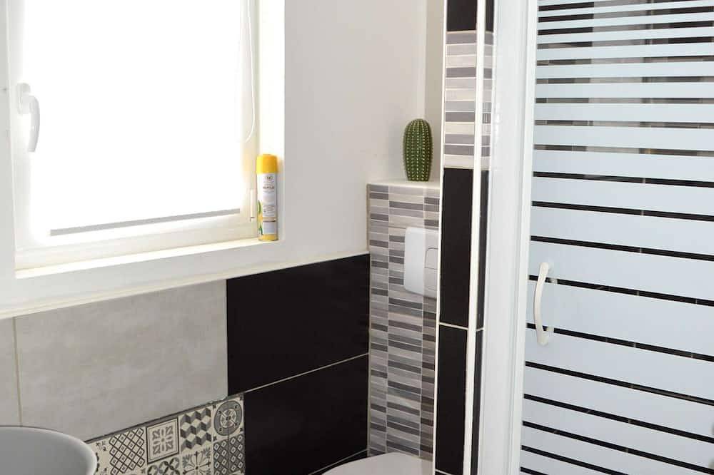 Entire apartment, Le Gambetta, 100m de la Plage en Centre Ville in Luc-sur-Mer, Caen region