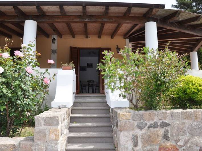 Ferienwohnung für 4 Personen, mit Terrasse und Garten auf den Liparische Inseln