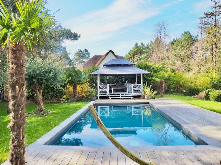Villa pour 11 personnes, avec vue ainsi que jardin et piscine - 1
