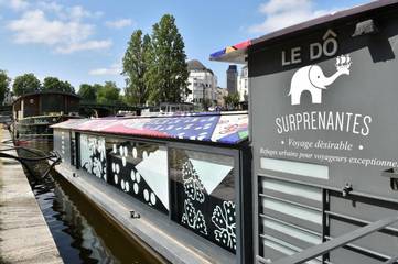 Bateau pour 2 personnes, avec terrasse dans les Pays de la Loire