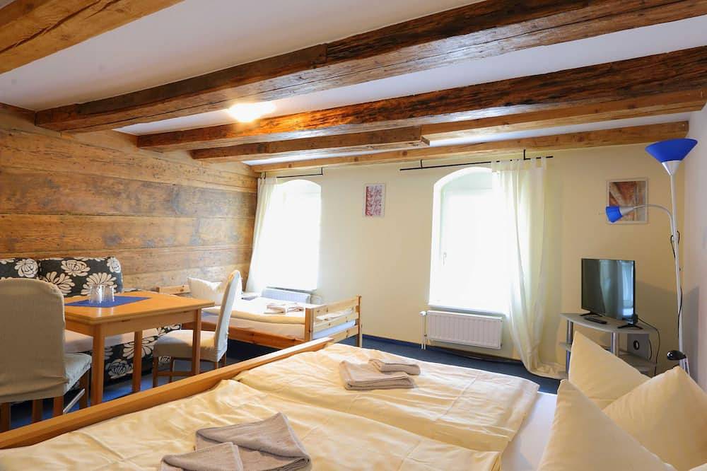 Dreibettzimmer - Pension Hafenblick in Ozeaneum Stralsund, Stralsund