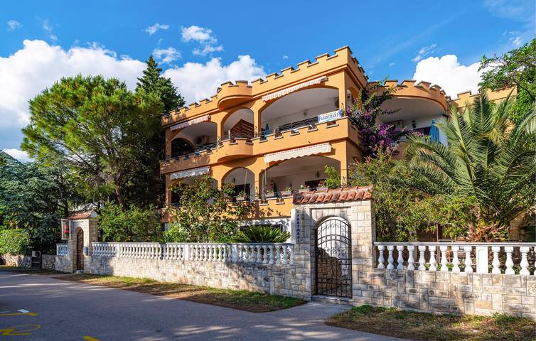 Ferienwohnung für 3 Personen, mit Terrasse