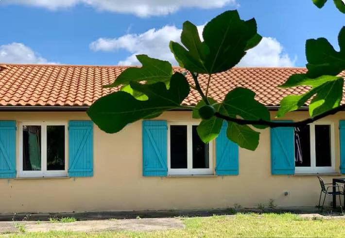 Gîte pour 6 personnes, avec jardin à Beautiran