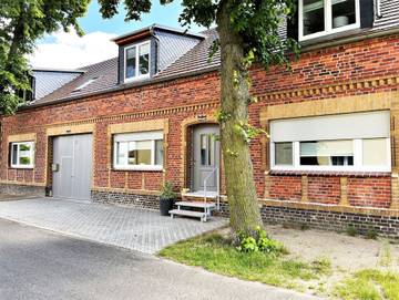 Ferienwohnung für 4 Personen, mit Balkon und Garten in Elsterheide
