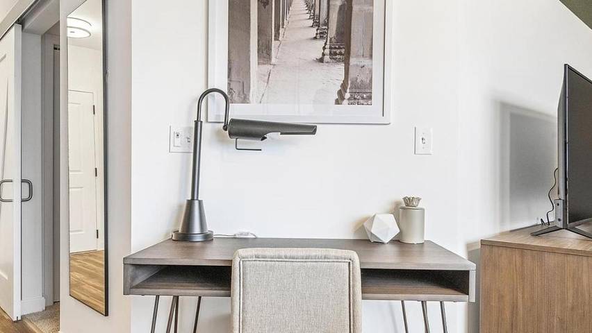 Gîte pour 2 personnes, avec piscine à Lombard - 4