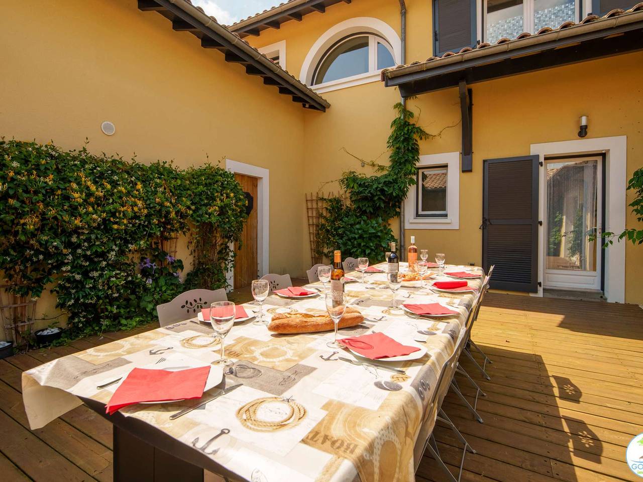Villa 5 estrellas con piscina climatizada, 4 hab. con baño privado y Bbq - Hasta 12 pers. in Parentis-en-Born, Côte d’Argent