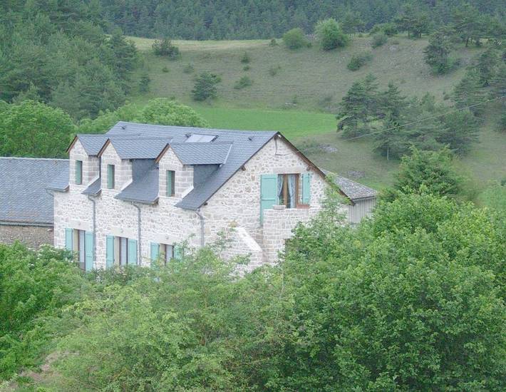 Location de vacances pour 2 personnes, avec sauna et vue ainsi que terrasse et jardin, animaux acceptés à La Canourgue - 2