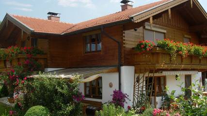 Ferienwohnung für 4 Personen, mit Garten, kinderfreundlich in Übersee