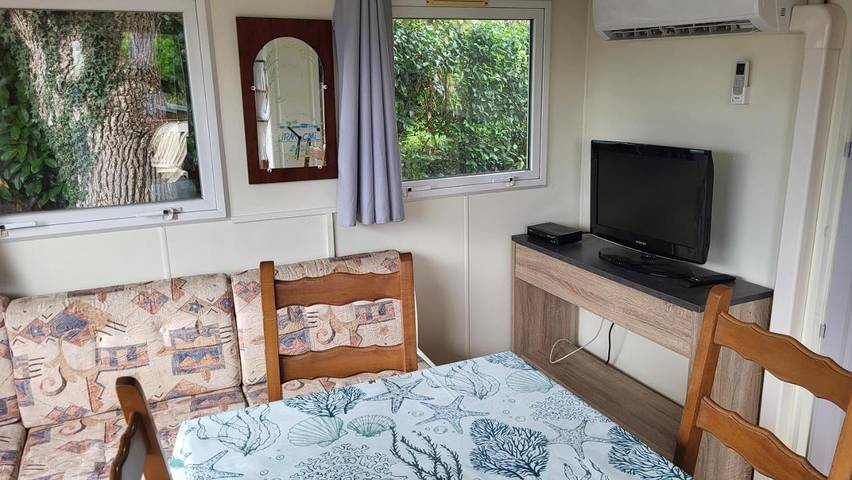 Location de vacances pour 6 personnes, avec piscine ainsi que jardin et terrasse, animaux acceptés à Moutiers-les-Mauxfaits - 4