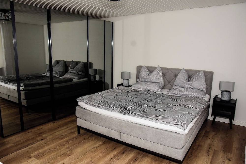 Ganze Wohnung, 80 m² Wohnung, eigener Eingang, Terrasse u. Garten, nahe Einkaufsmöglichkeiten in Altmühltal